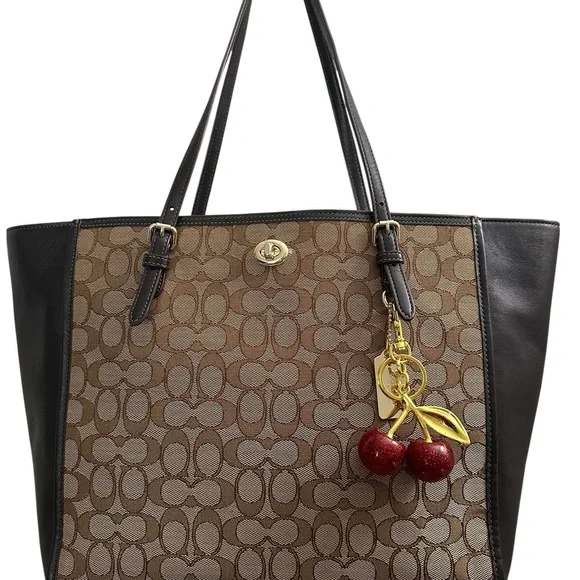COACH TURNLOCK TOTE IN SIGNATURE JACQUARD BROWN - Picture 3 of 17